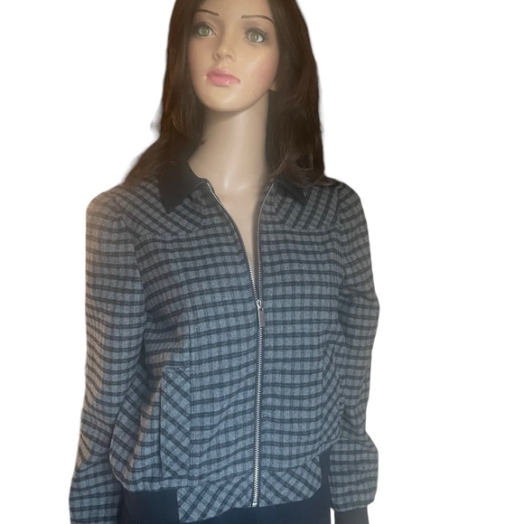 New! Riley & Rae Reid Plaid Blazer,
Created for Macy's size XS - Picture 8 of 14